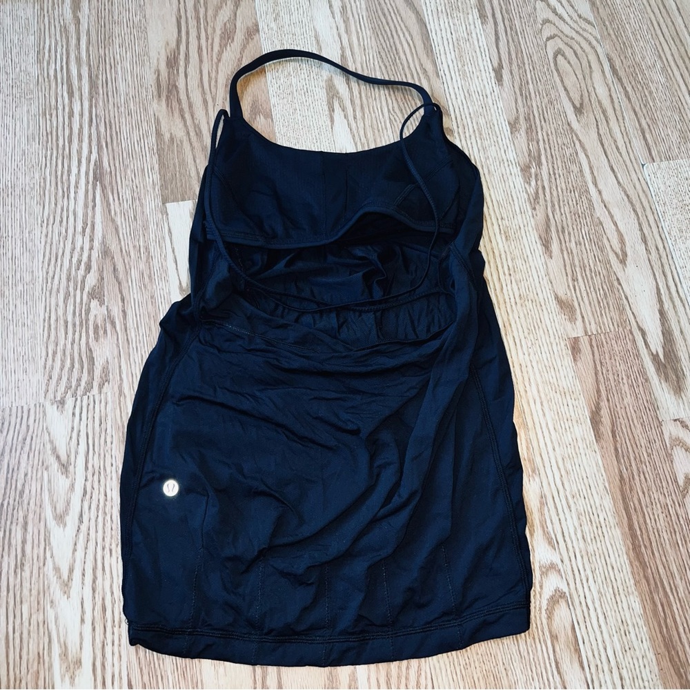 Halter Lululemon top size 6
